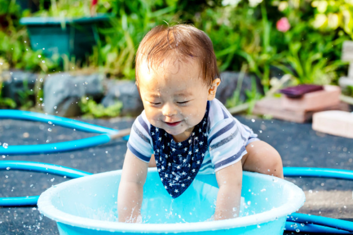 ベビー用のバスや子供の水遊びに使える