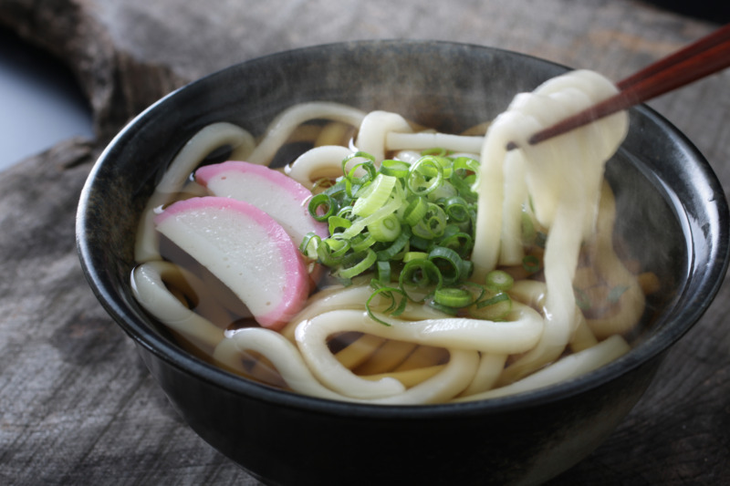 【麺のみ・具入り】人気冷凍うどんランキング21選！美味しいおすすめレシピも