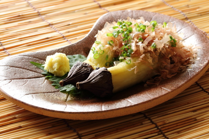 とろける食感がたまらない「焼きなす」